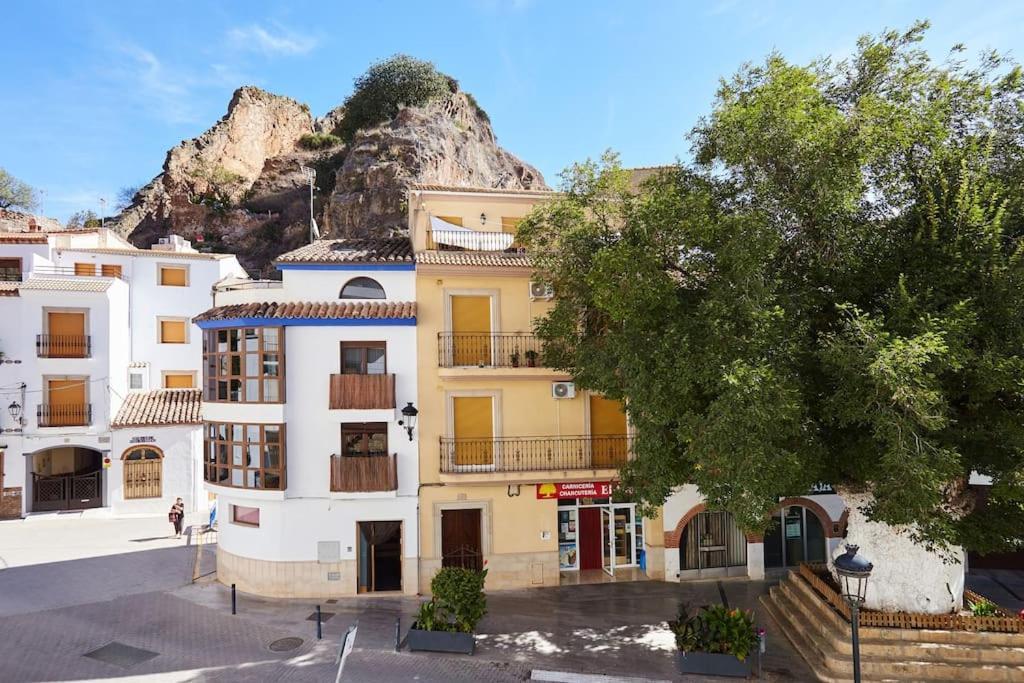 Casa Del Alamo Villa Cambil Eksteriør billede